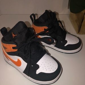 Nike air Jordan 1 Mid TD Shattered Backboard